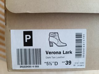 Botín de piel marrón Clarks Verona Lark