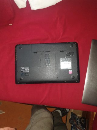 Portátil Toshiba i3 Negro
