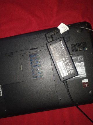 Portátil Toshiba i3 Negro