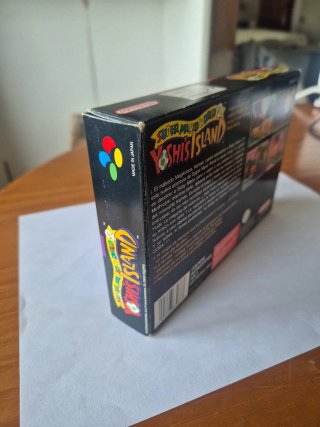 Super Mario World 2 Yoshi's Island SNES PAL