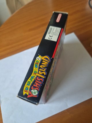 Super Mario World 2 Yoshi's Island SNES PAL