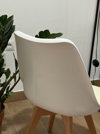 Silla Nórdica Blanca Patas Madera