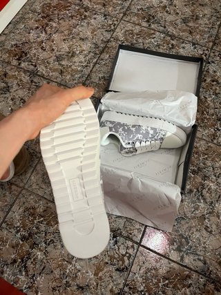 Numeris Talla 41 Gris/Blanco nuevas a estrenar