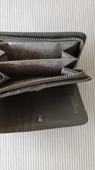 Cartera de piel gris Lamarthe Paris