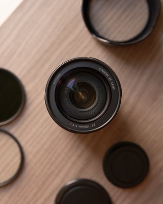 Canon EOS 5D Mark III + Lente 24-105mm