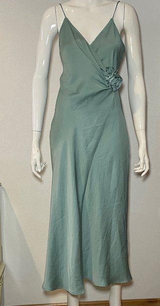 Vestido satén Zara verde floral Talla S