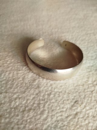 Pulsera ancha de plata