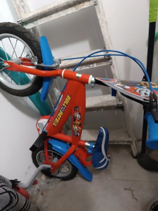 Bicicleta Patrulla Canina Roja y Azul