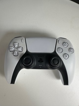 Playstation 5 Sony + 2 joysticks + 14 juegos