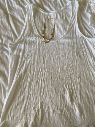 Camiseta blanca de lino