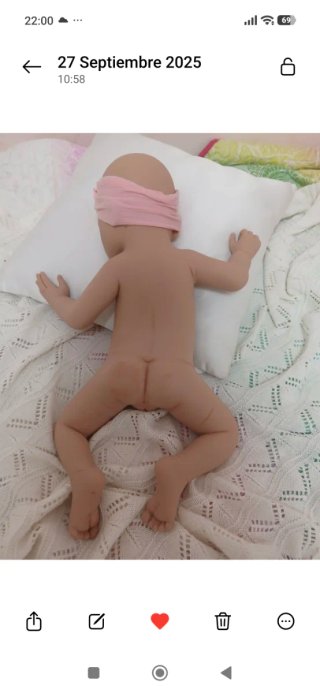 Ropa para bebé reborn: body, polainas, chupete