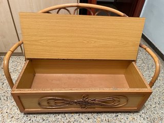 Banco de madera con almacenaje