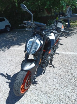 KTM Duke 125 2022 Negra