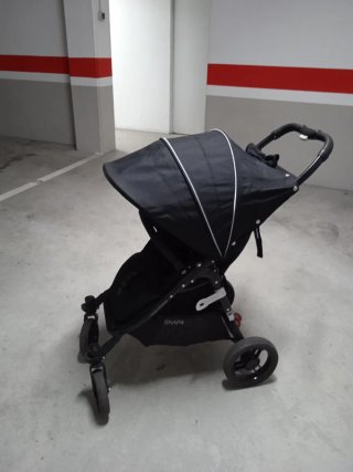 Cochecito paseo negro plegable