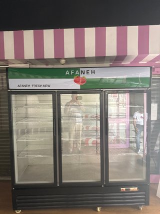 Nevera 3 puertas para bebidas