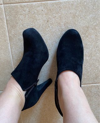 Botines de tacón negros