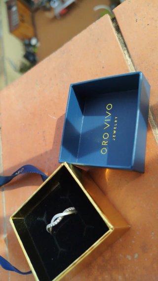 Anillo Oro Vivo Plata 925 con Caja Original