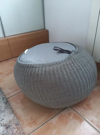 Puff redondo gris lavable