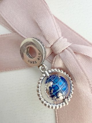 Pandora Charm Globo Azul Plata