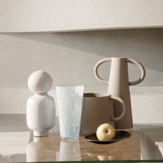 Jarrón Hanse grande Ferm Living beige
