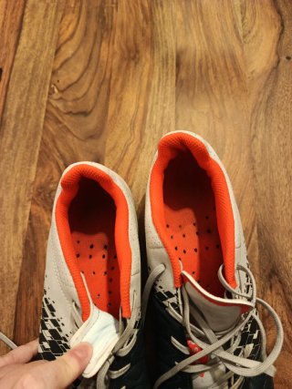 Zapatillas de fútbol multitacos