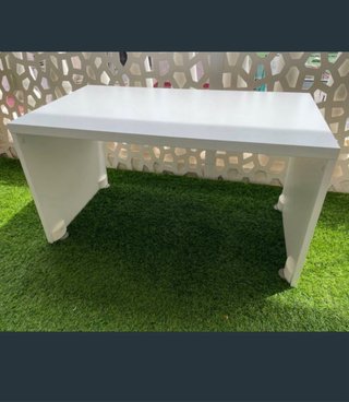 Baúl de IKEA de madera blanca- almacenaje