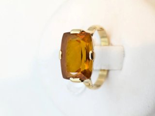 Anillo Oro 18k con Topacio
