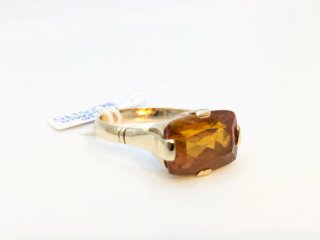 Anillo Oro 18k con Topacio