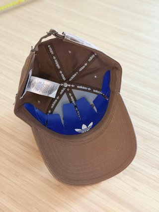 Gorra Adidas Originals Marrón NUEVA
