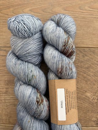 Lote 2 madejas LITLG 100% Merino