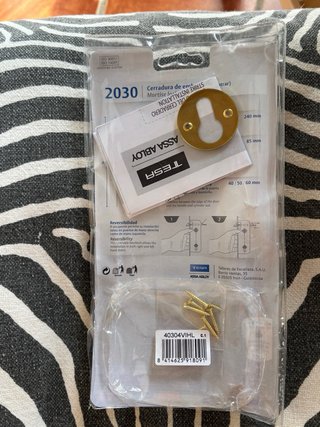 Cerradura de embutir Tesa 2030