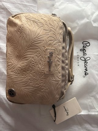Bolso bandolera beige. Pepe Jeans