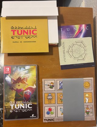 Lote Nintendo Switch: Darkest Dungeon y Tunic