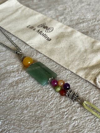 Abanico collar hecho a mano con piedras NATURALES
