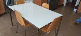 Mesa y 4 Sillas Cocina/Comedor