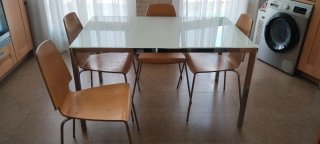 Mesa y 4 Sillas Cocina/Comedor
