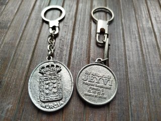 Lote de llaveros de temática religiosa