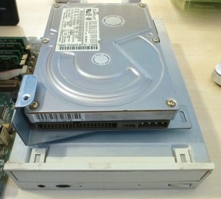 PC retro PCB Intel Pentium 1 + IDE Quantum, CD-ROM