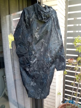 Chubasquero Forclaz 900 para cuerpo y mochila