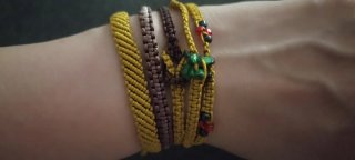 Conjunto 5 pulseras macramé mostaza y marrón