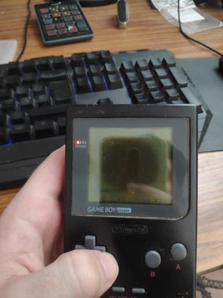 Game Boy Pocket Negra (Pantalla mal estado)