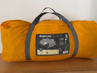 Tienda campaña 4 personas + 2 colchones