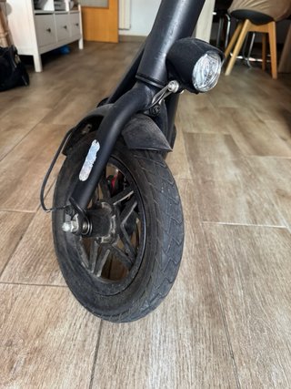Patinete Eléctrico Negro Minotauro.