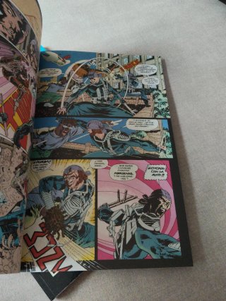 2 comics LOS INDOMABLES Y SACHS VIOLENCE