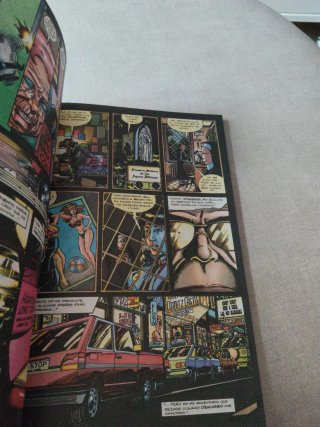 2 comics LOS INDOMABLES Y SACHS VIOLENCE