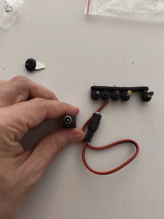 Adaptadores de corriente DC (varios)