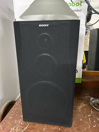Equipo de música Sony vintage con altavoces