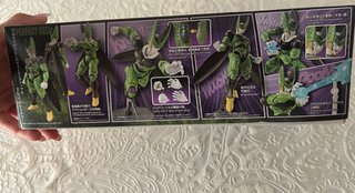 Bandai Perfect Cell + figura regalo