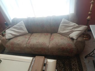 Conjunto 2 sillones y sofá gratis