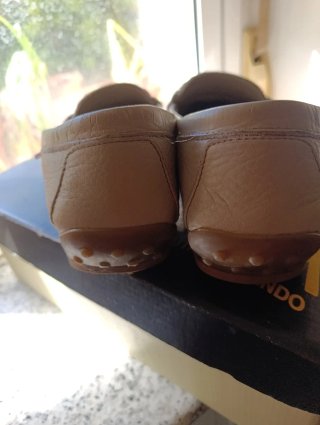 Zapatos Fluchos mocasines gris claro